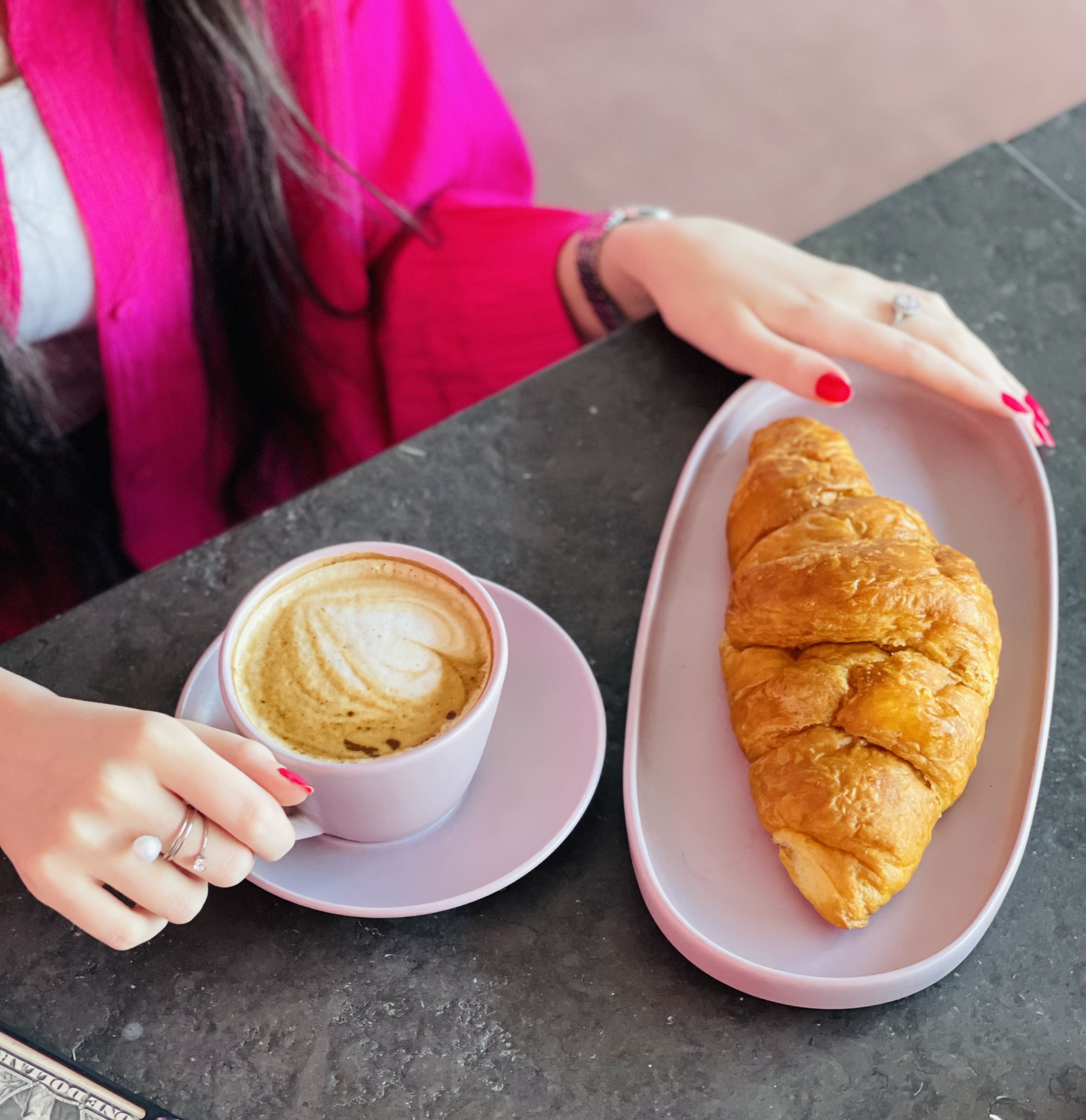 1 cappuccino with plain croissant